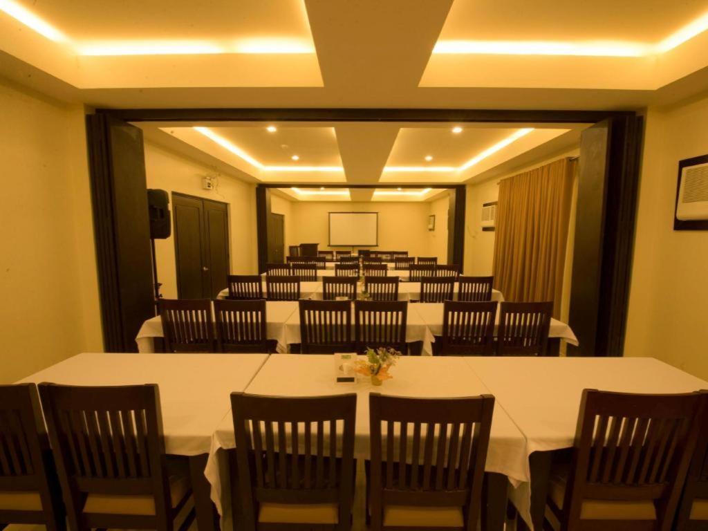 Infinity Suites Davao Exterior photo