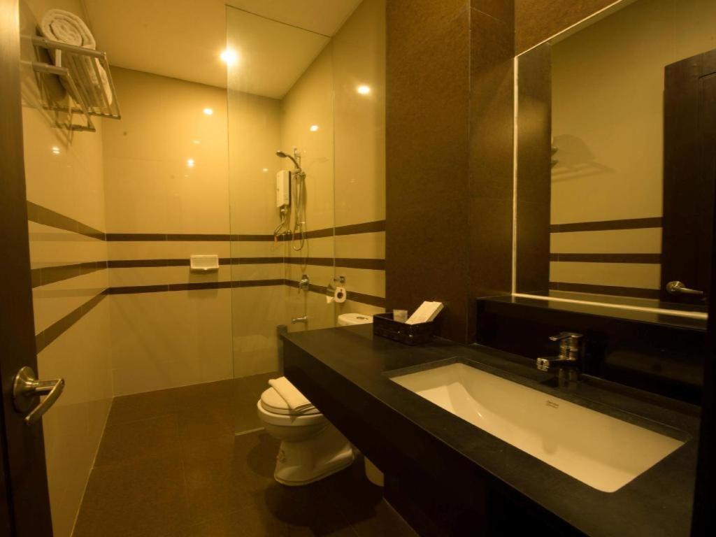 Infinity Suites Davao Exterior photo
