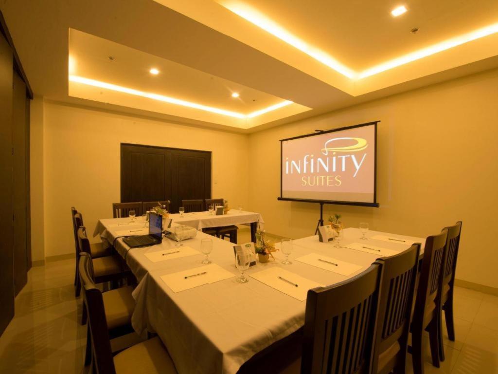 Infinity Suites Davao Exterior photo