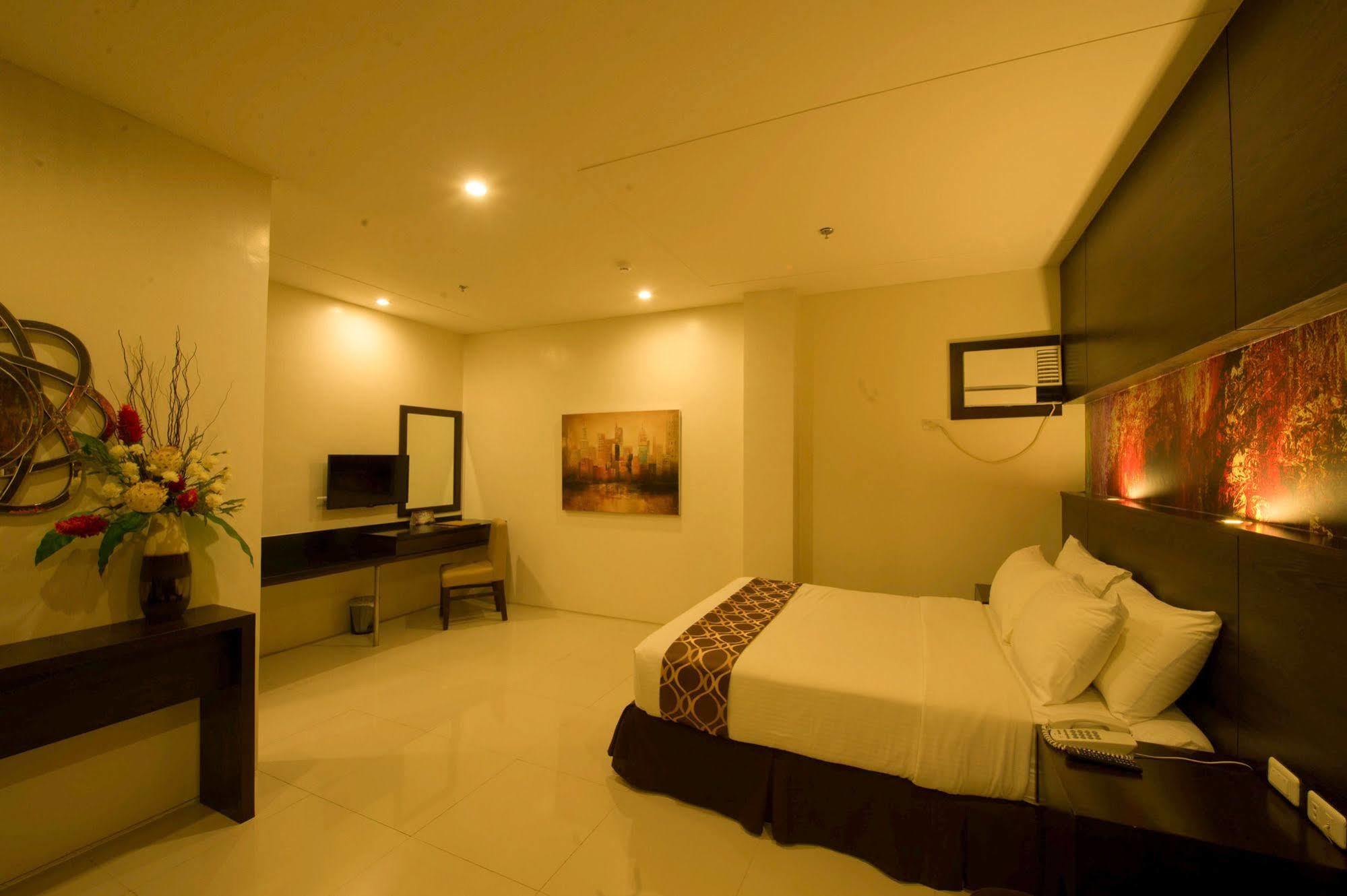 Infinity Suites Davao Exterior photo