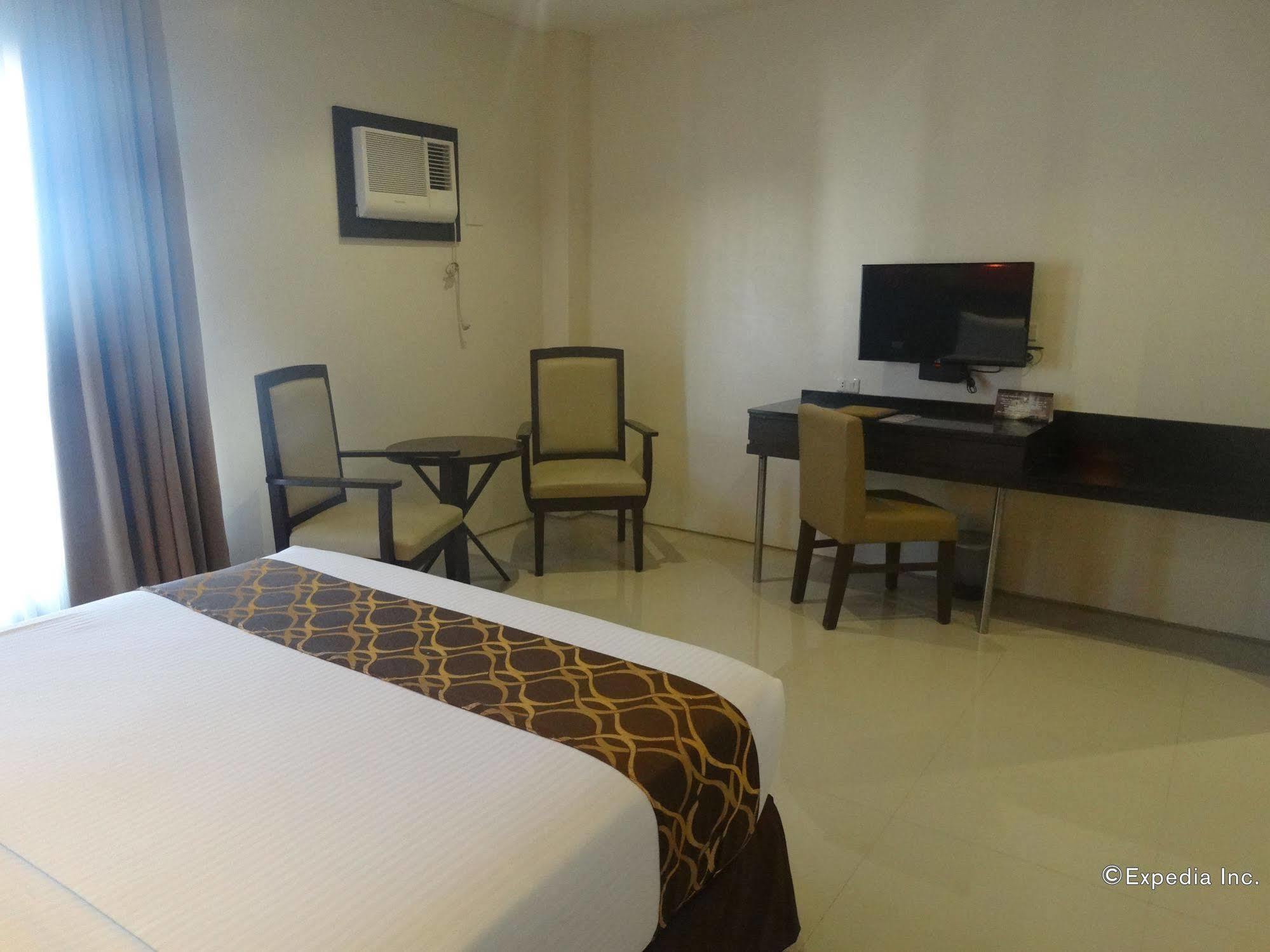 Infinity Suites Davao Exterior photo