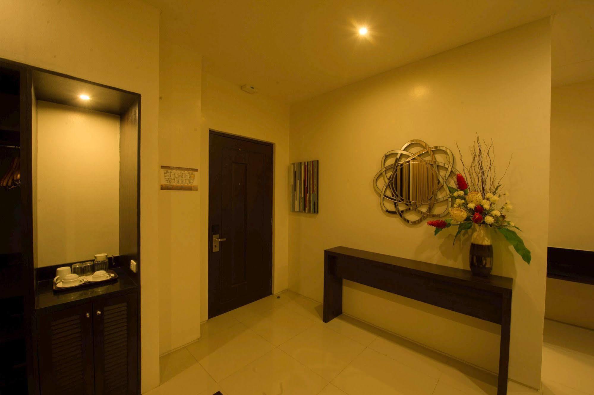 Infinity Suites Davao Exterior photo