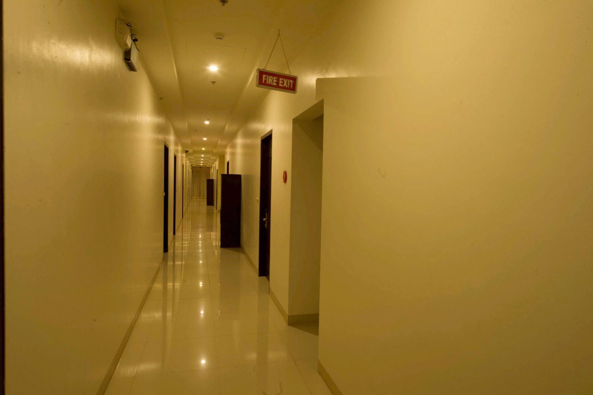 Infinity Suites Davao Exterior photo